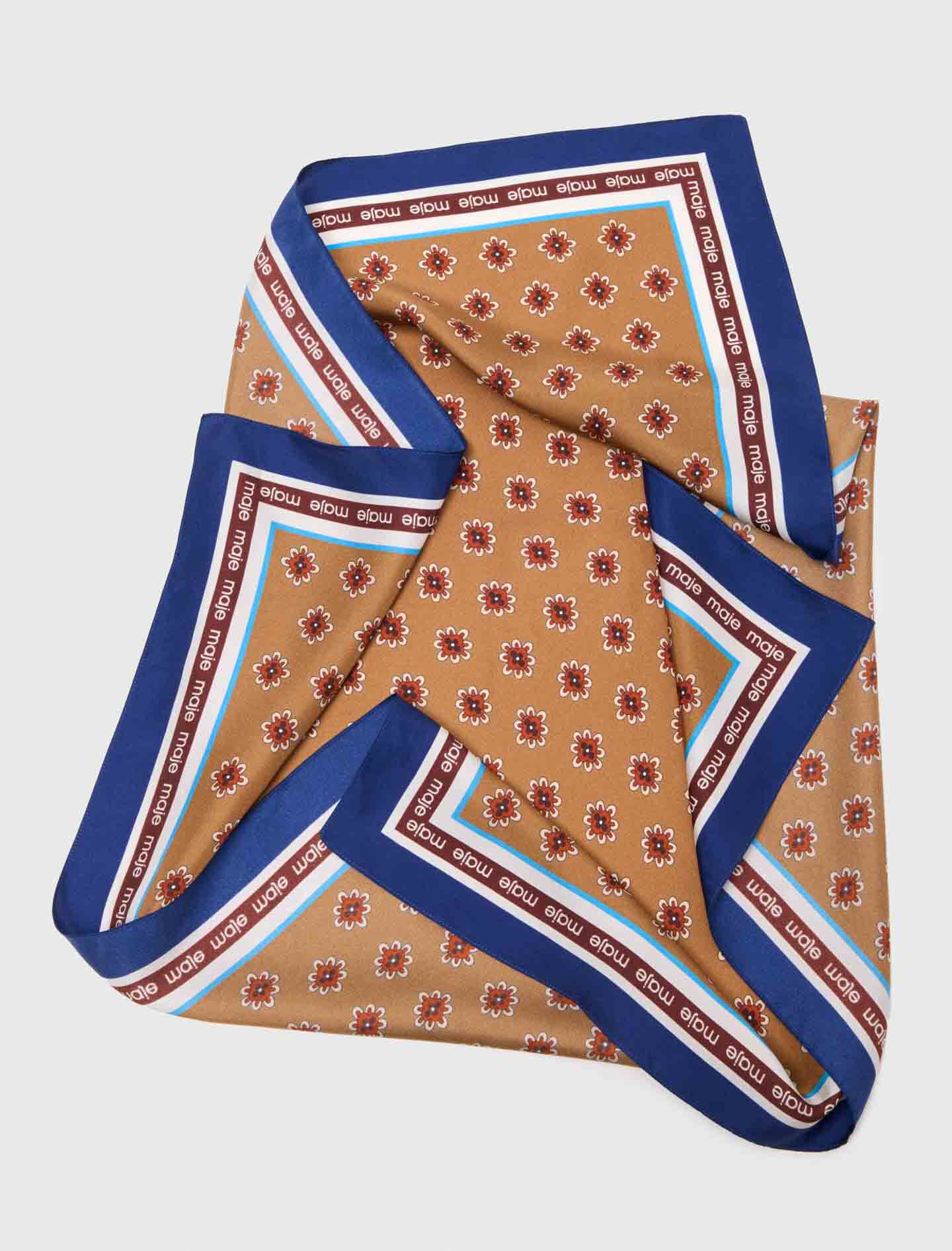 Bandana con estampado floral