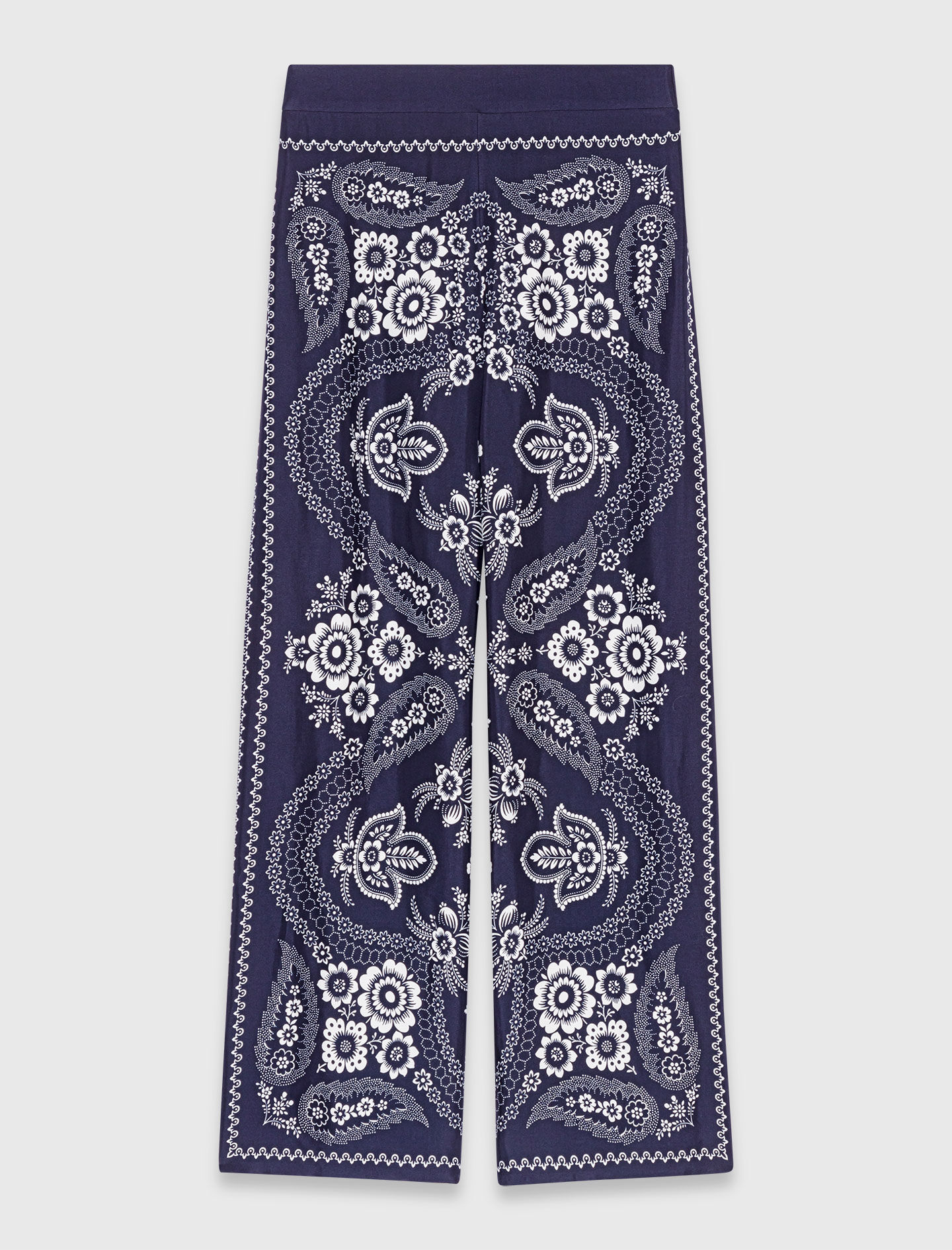 Pantalones con estampado bandana fluido