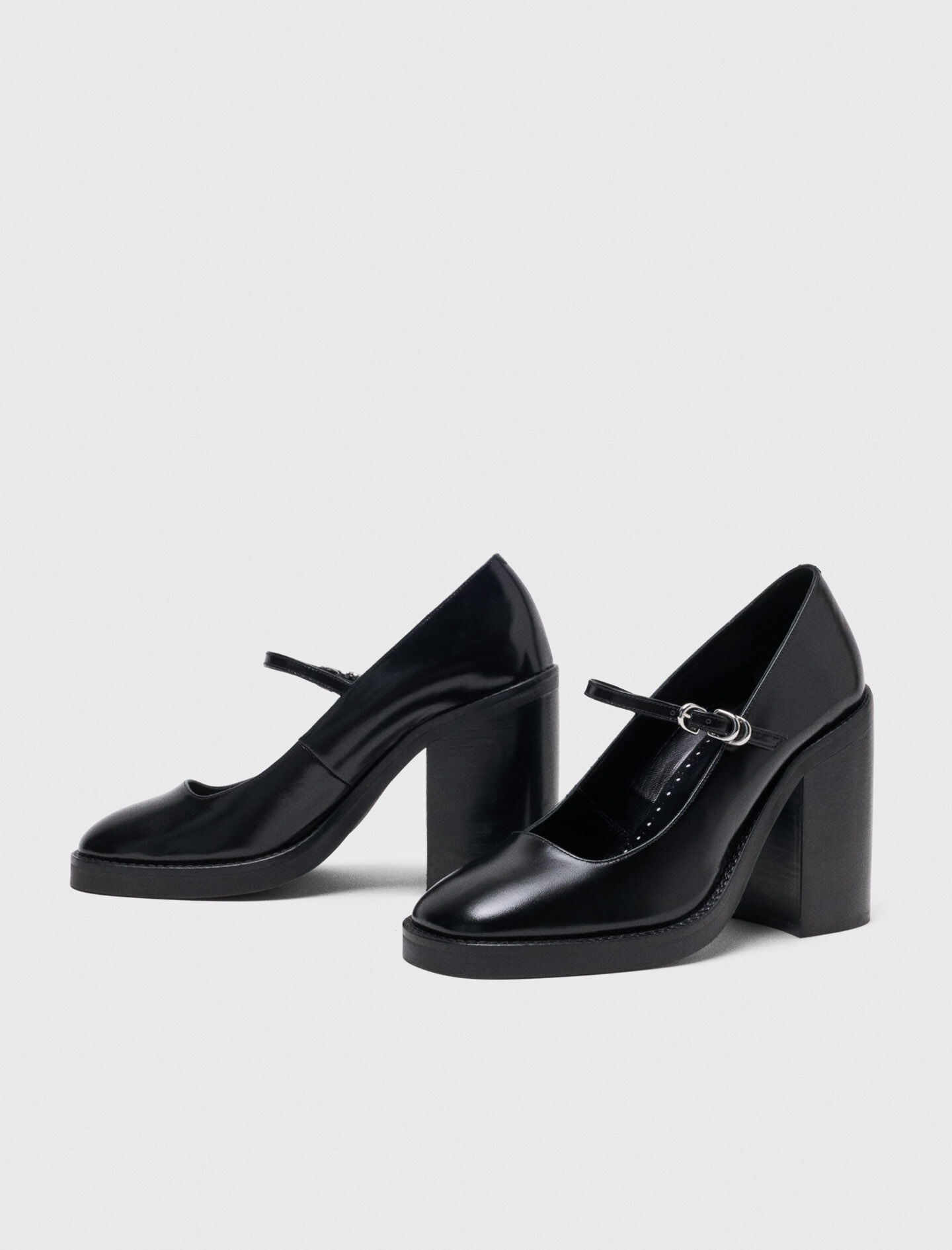 Mary Janes de cuero