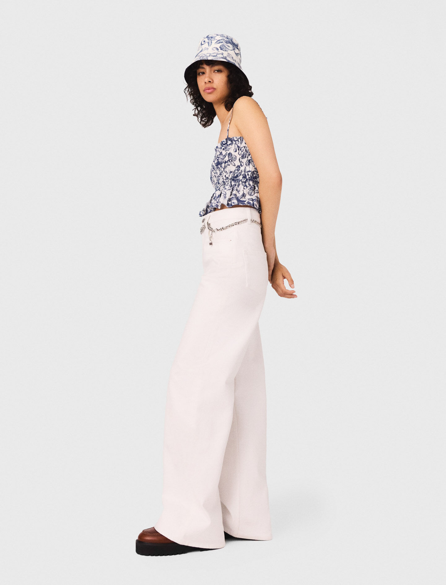 Pantalones vaqueros de cintura alta y pierna ancha