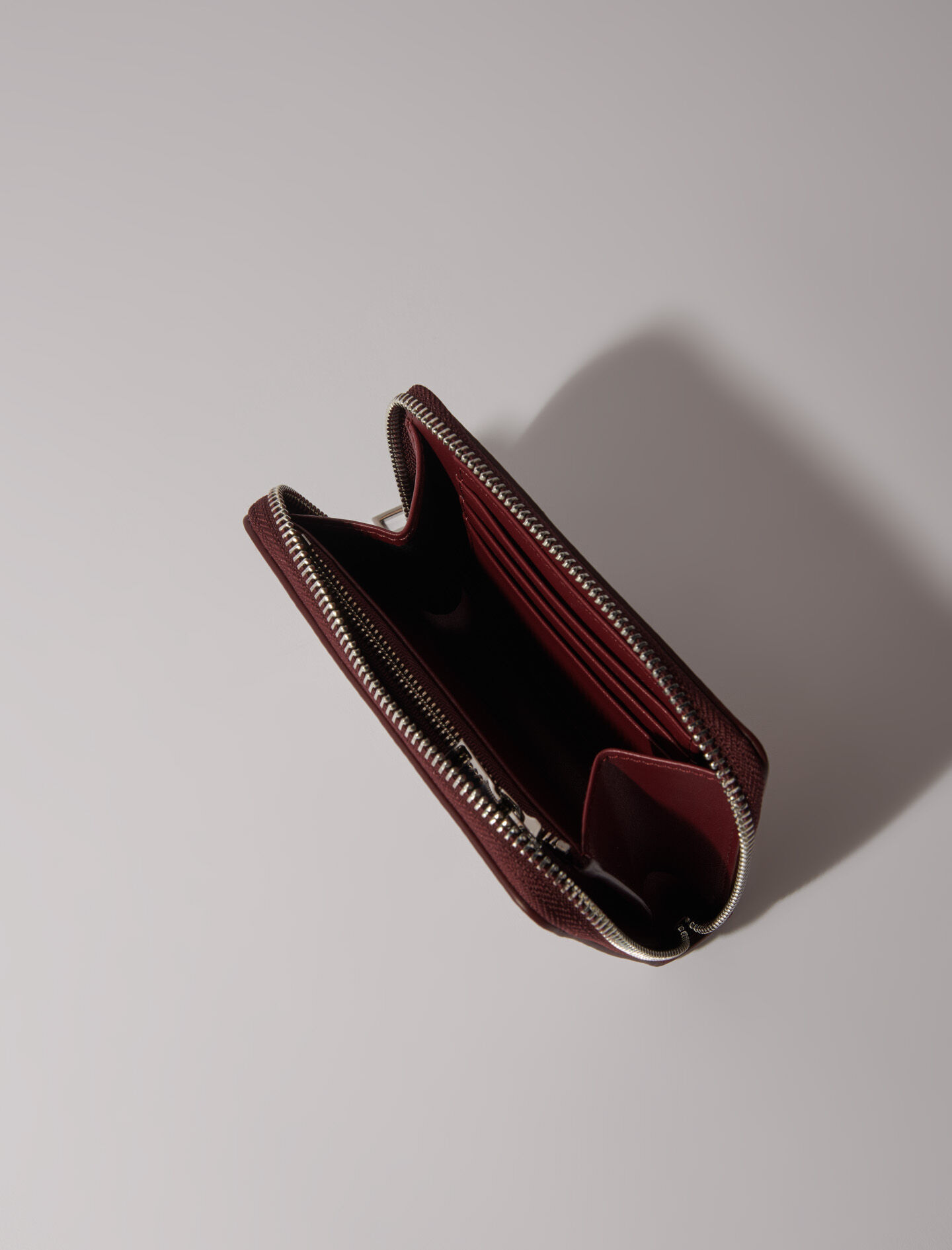 Billetera de cuero con efecto agrietado