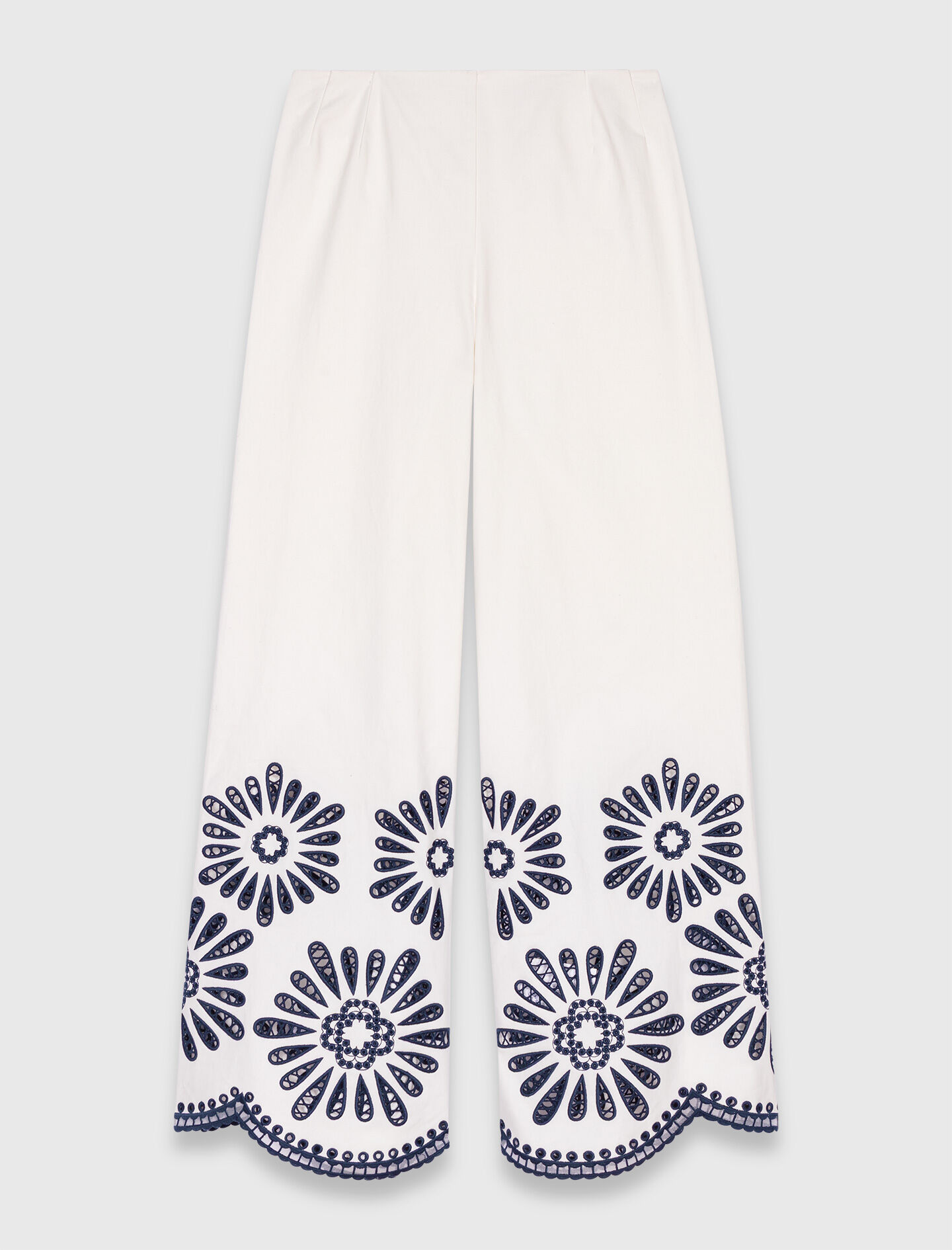 Pantalones con detalle de punto de cruz