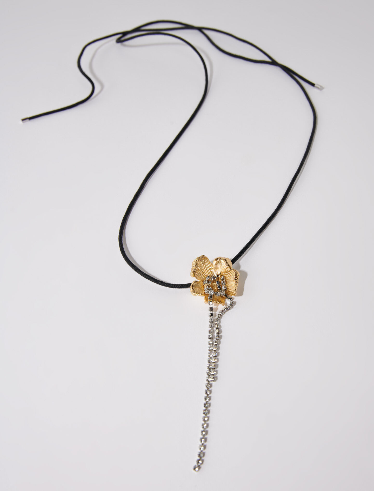 Collar de flor