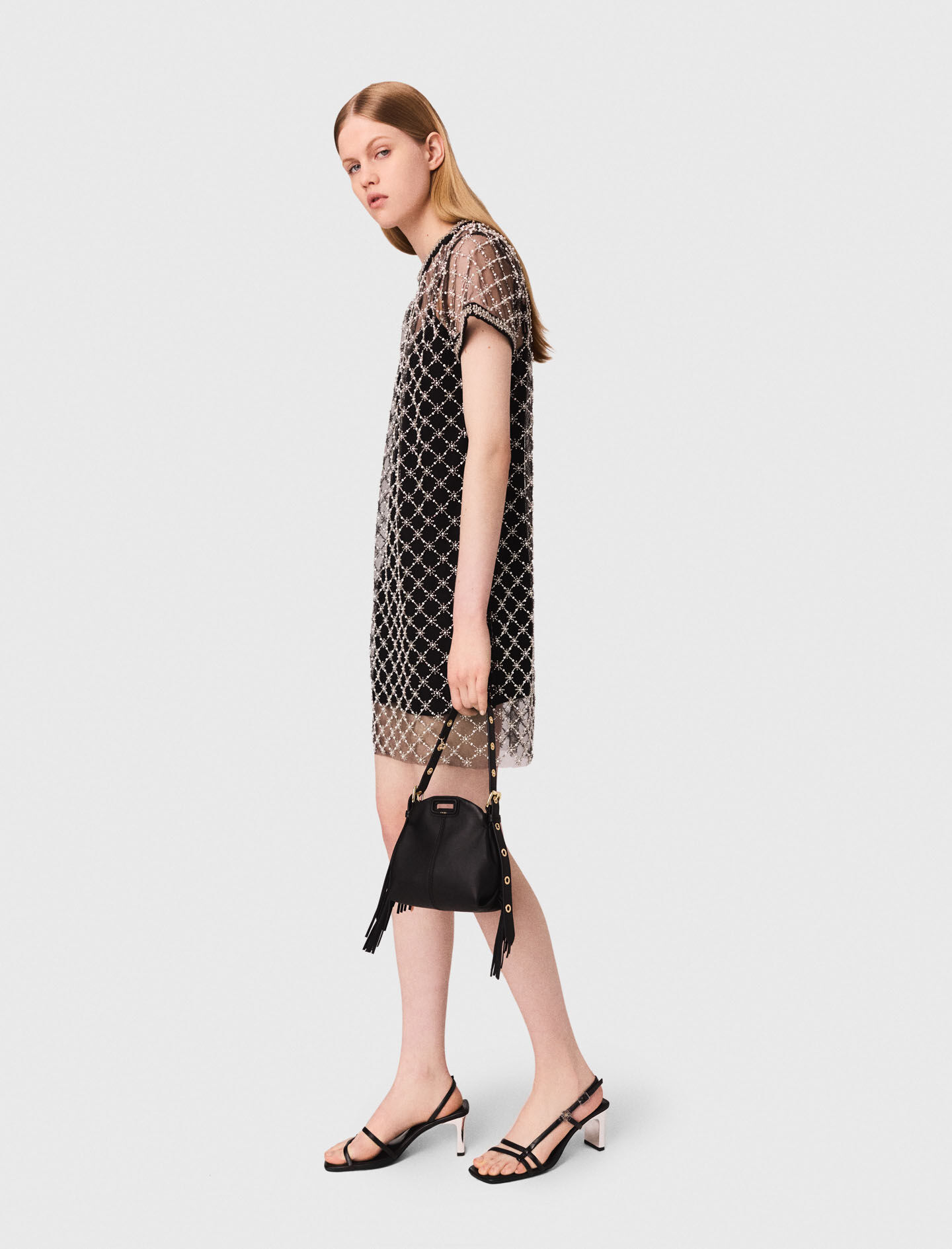 Vestido mini de tul con bordado